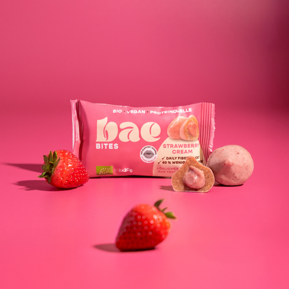 12-pack organic bites strawberry cream